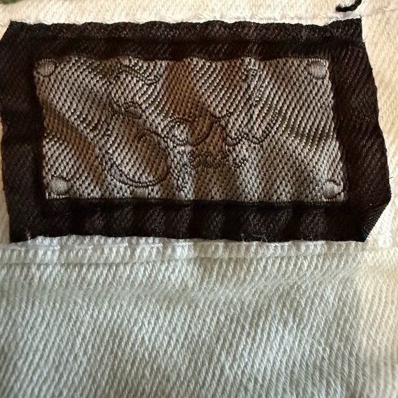 Women's White Earl Jeans Denim Shorts W/ detailed pockets. Cowgirl, stagecoach - Picture 11 of 11